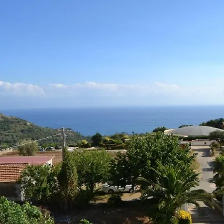 Oasi Blu Vacanza Apartmanhotel Ricadi