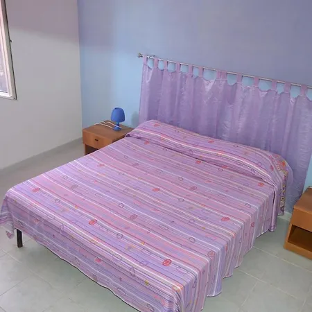 מלון דירות Oasi Blu Vacanza *