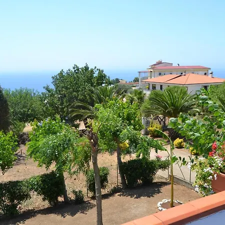 Oasi Blu Vacanza מלון דירות